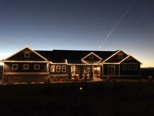 Cheney Christmas lighting Service